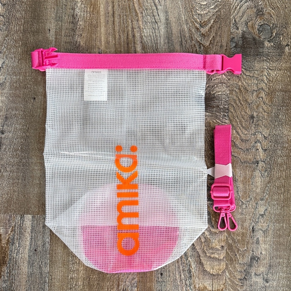 * NWOT* Amika | PVC Resin blend Tote Bag